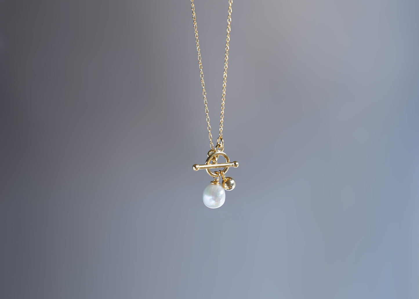 Selena Pearl Toggle Necklace